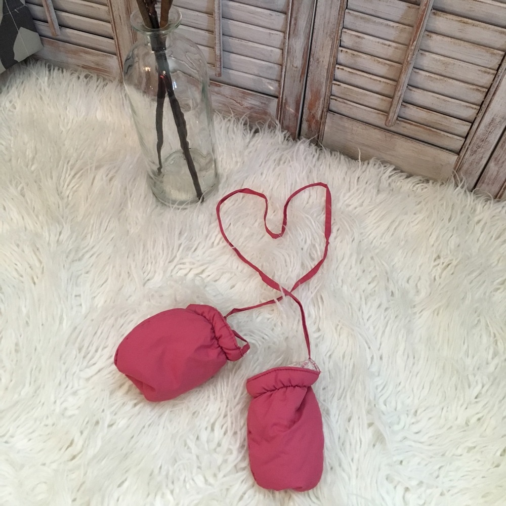 Little girls mittens for up to 12 months